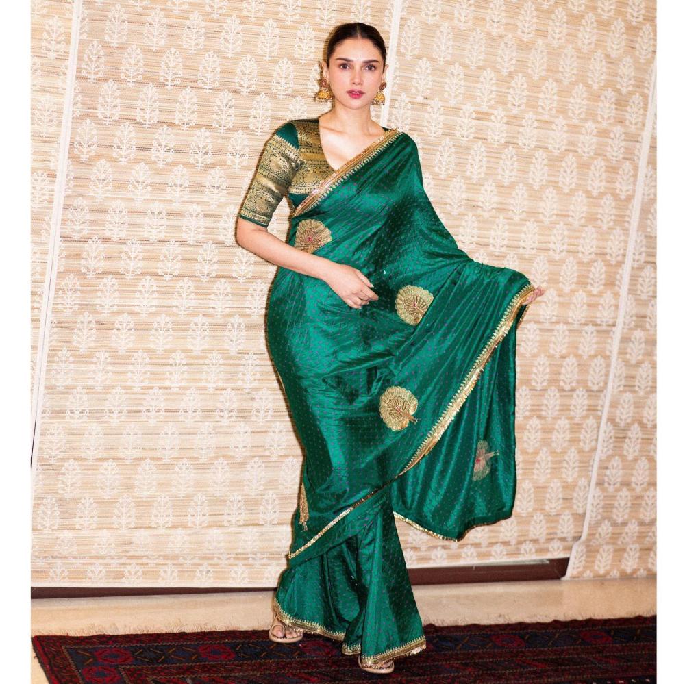 aditi-rao-hydari-cute-photos